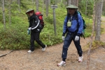 Wandelaars in park Oulanka Fins-Lapland