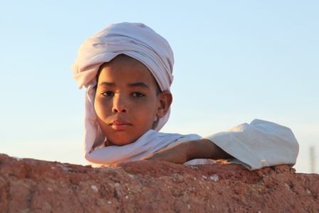 Jongen Algerije Foto: John de Graaff