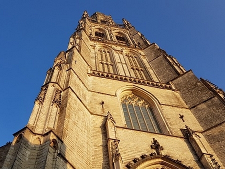 Kerk in Breda ©pixabay_harryfabel