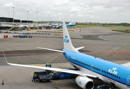 KLM-toestel op Schiphol ©puuropreis.nl